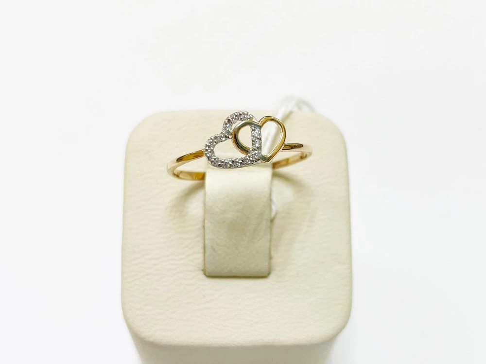 Кольцо с фианитом из красного золота 585 пробы