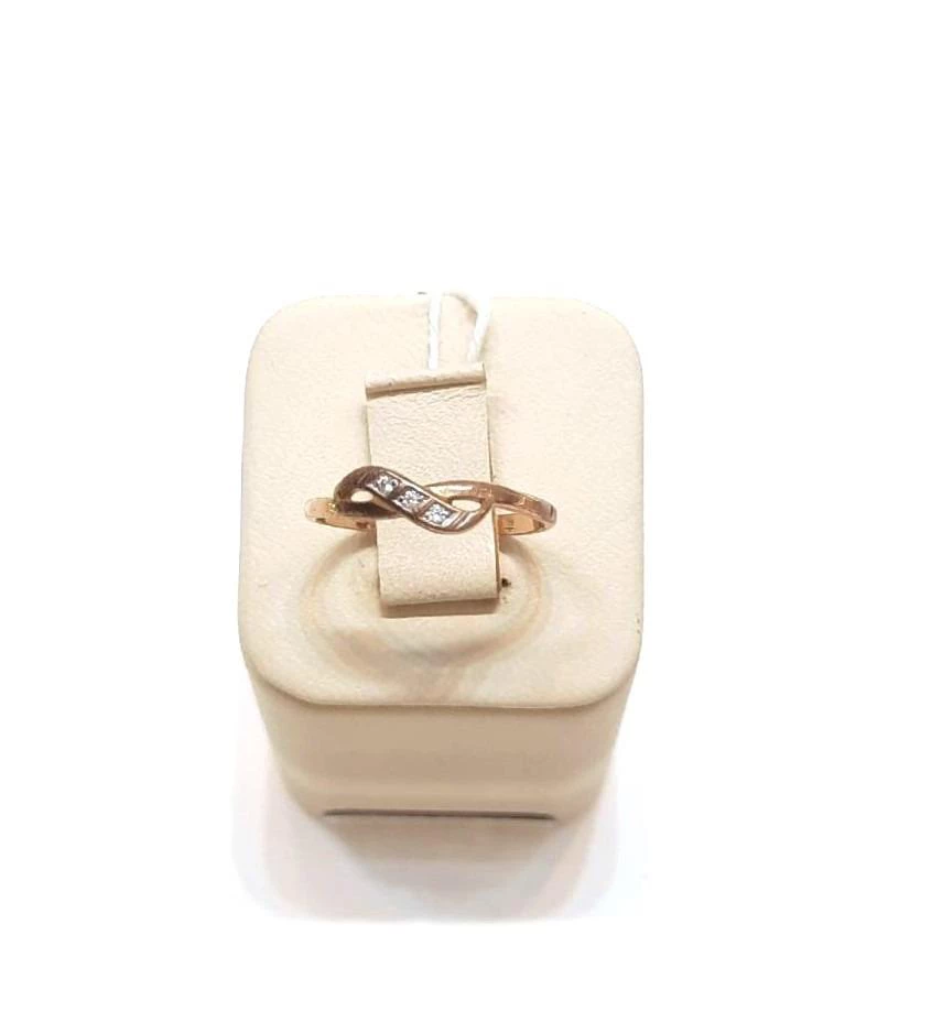 Кольцо с фианитом из красного золота 375 пробы