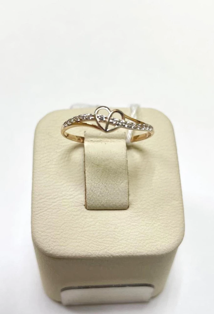 Кольцо с фианитом из красного золота 585 пробы