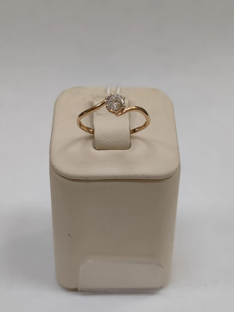 Кольцо с фианитом из красного золота 585 пробы