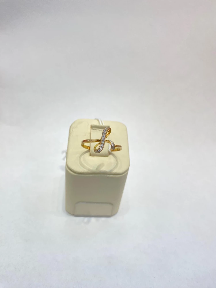 Кольцо с фианитом из красного золота 375 пробы