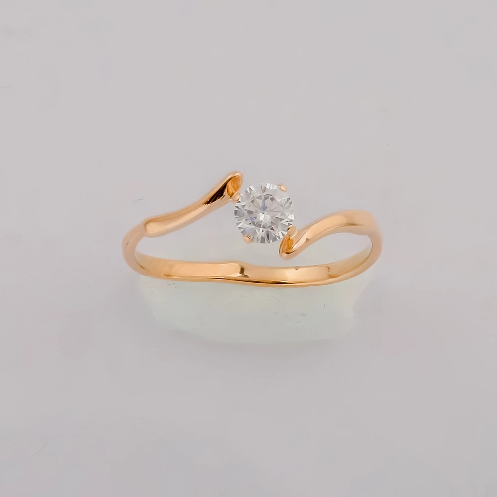 Кольцо с фианитом из красного золота 585 пробы