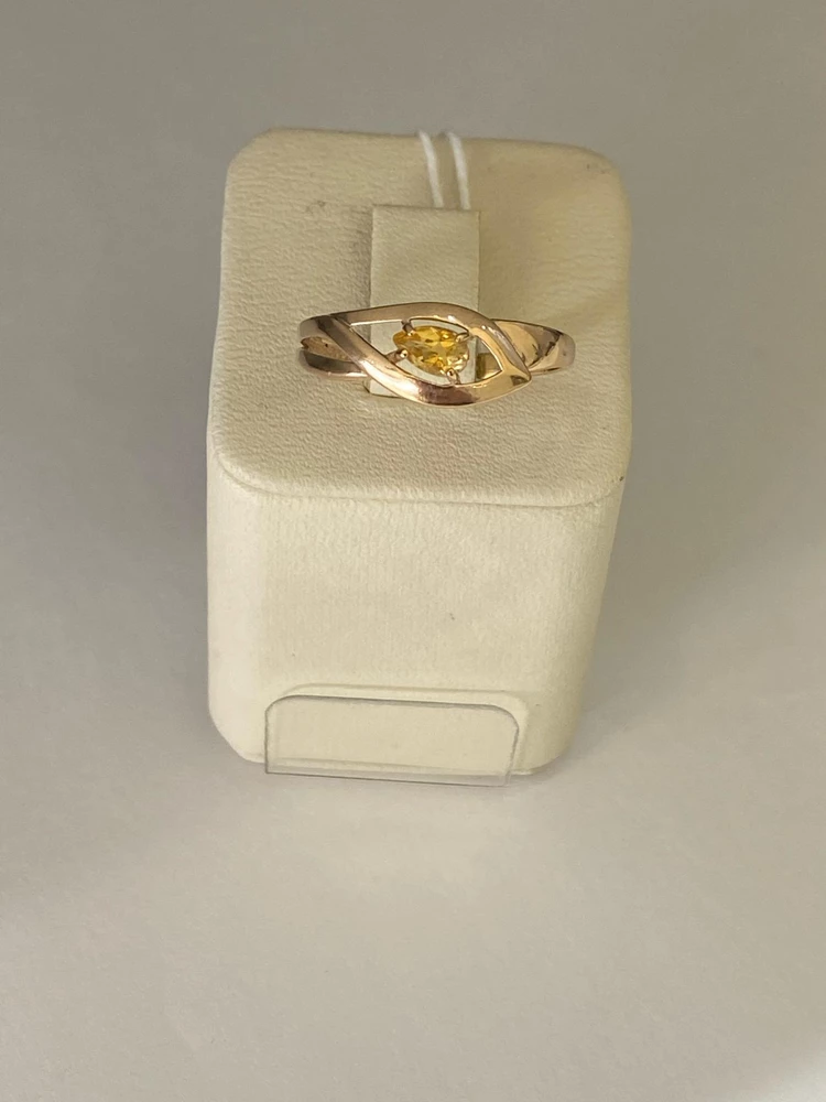 Кольцо с фианитом из красного золота 375 пробы