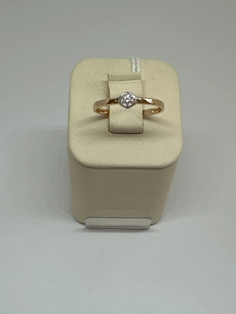 Кольцо с фианитом из красного золота 585 пробы