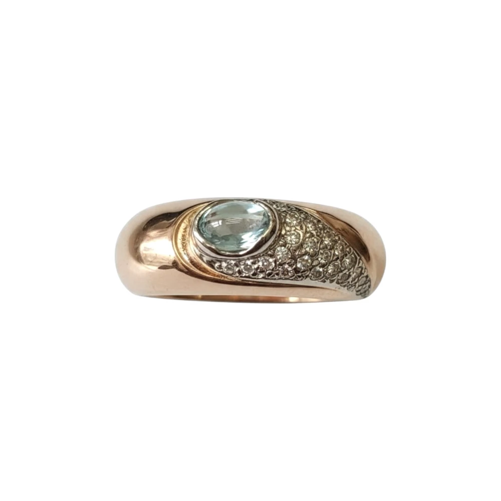 Кольцо с бриллиантом из красного золота 585 пробы Кольцо с бриллиантом из красного золота 585 пробы