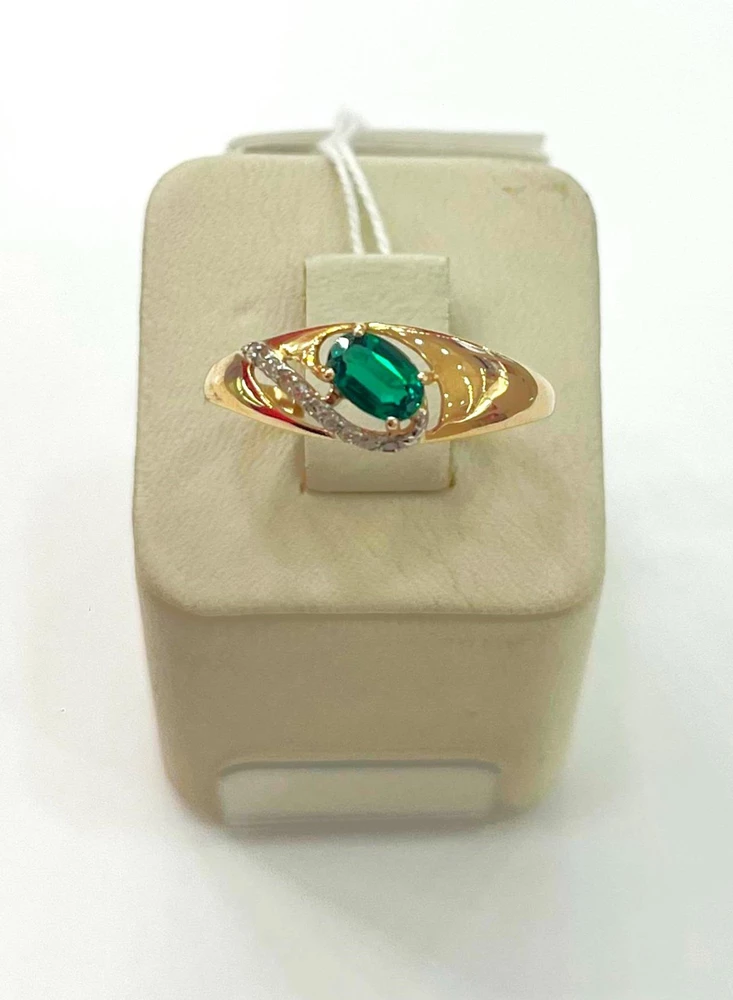 Кольцо с изумрудом синтетическим из красного золота 585 пробы