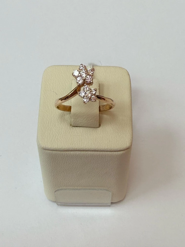 Кольцо с фианитом из красного золота 585 пробы