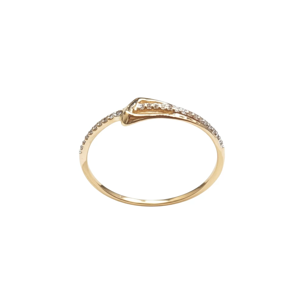 Кольцо с бриллиантом из красного золота 585 пробы Кольцо с бриллиантом из красного золота 585 пробы