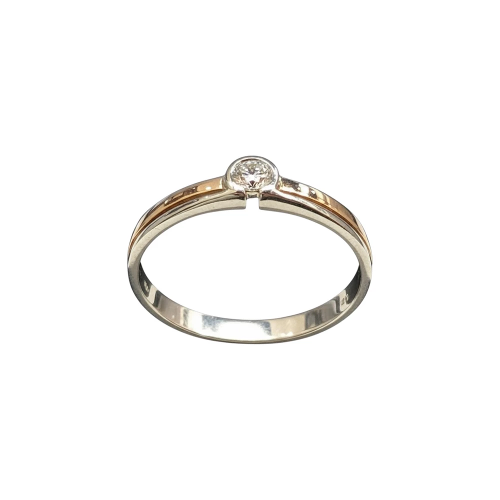 Кольцо с бриллиантом из красного золота 585 пробы Кольцо с бриллиантом из красного золота 585 пробы