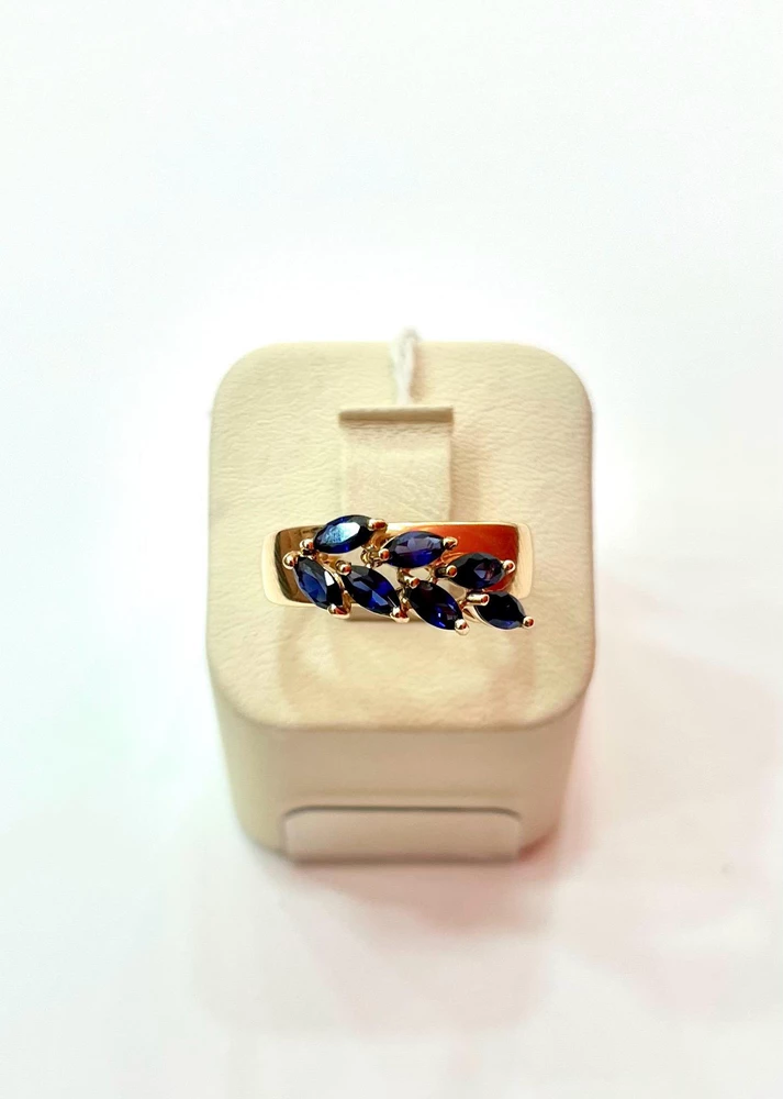 Кольцо с сапфиром синтетическим из красного золота 585 пробы