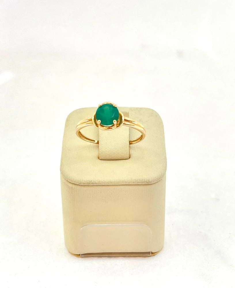 Кольцо с агатом из красного золота 585 пробы Кольцо с агатом из красного золота 585 пробы