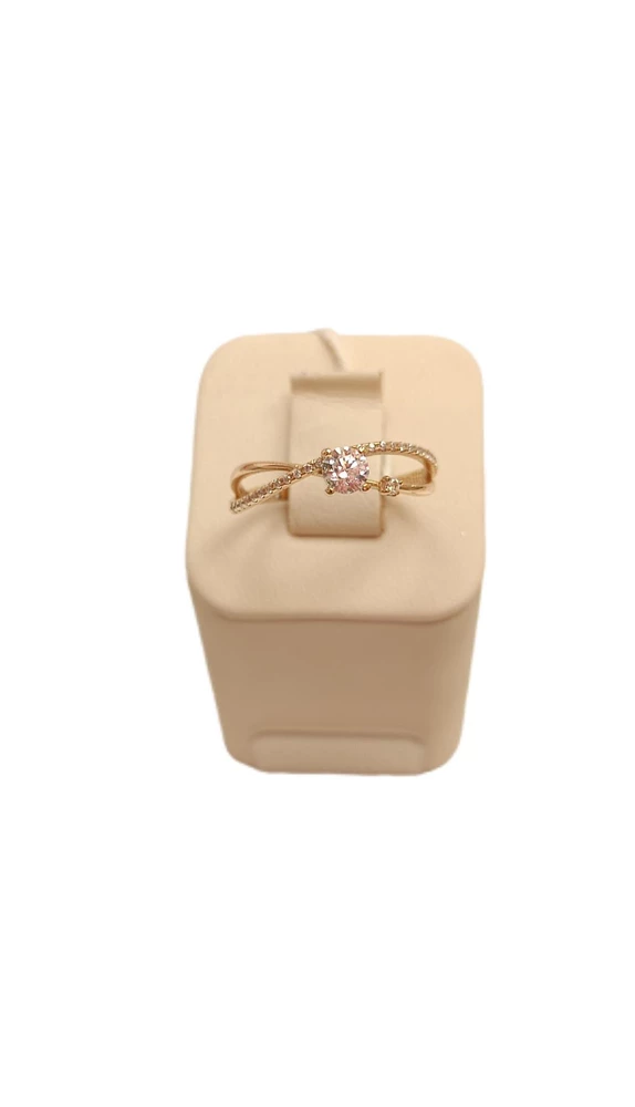 Кольцо с фианитом из красного золота 585 пробы