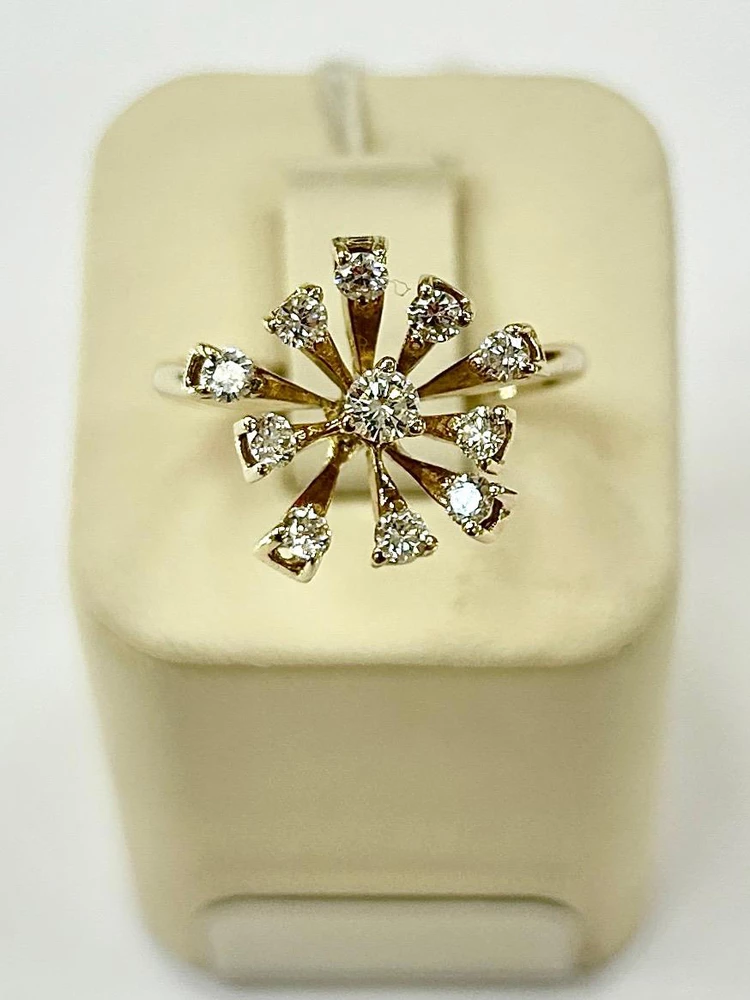 Кольцо с бриллиантом из белого золота 750 пробы