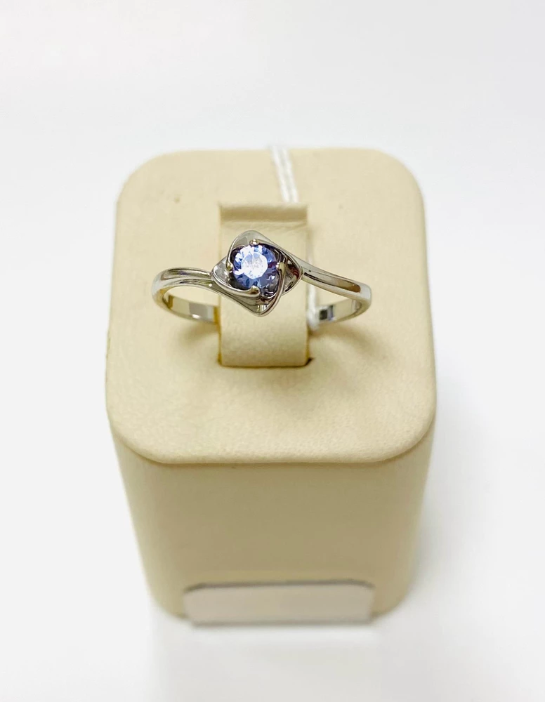 Кольцо с фианитом из белого золота 585 пробы