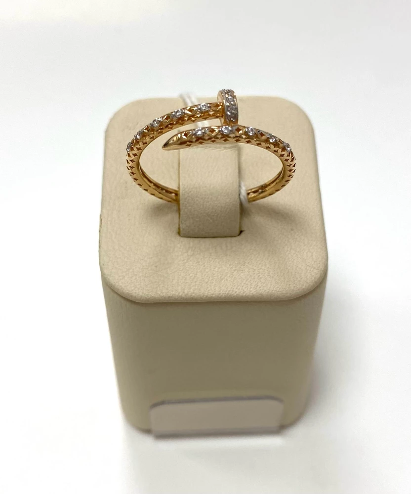 Кольцо с фианитом из красного золота 585 пробы