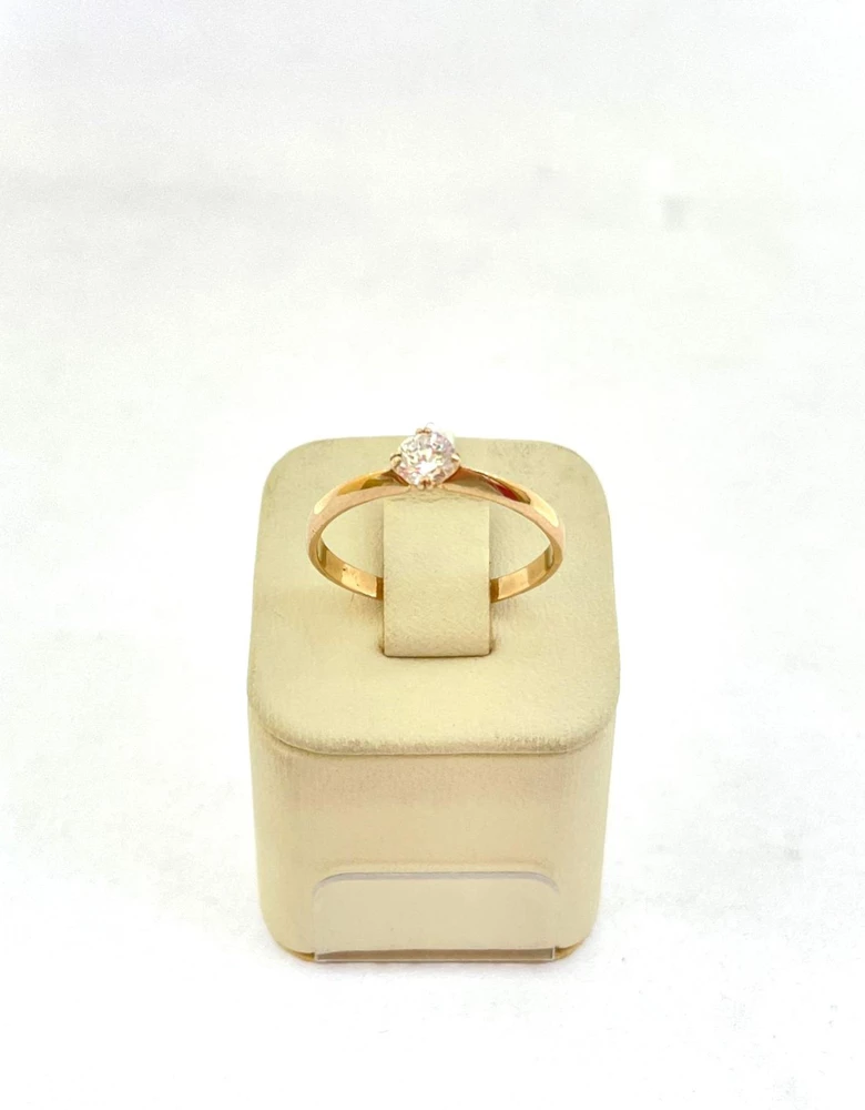 Кольцо с фианитом из красного золота 585 пробы