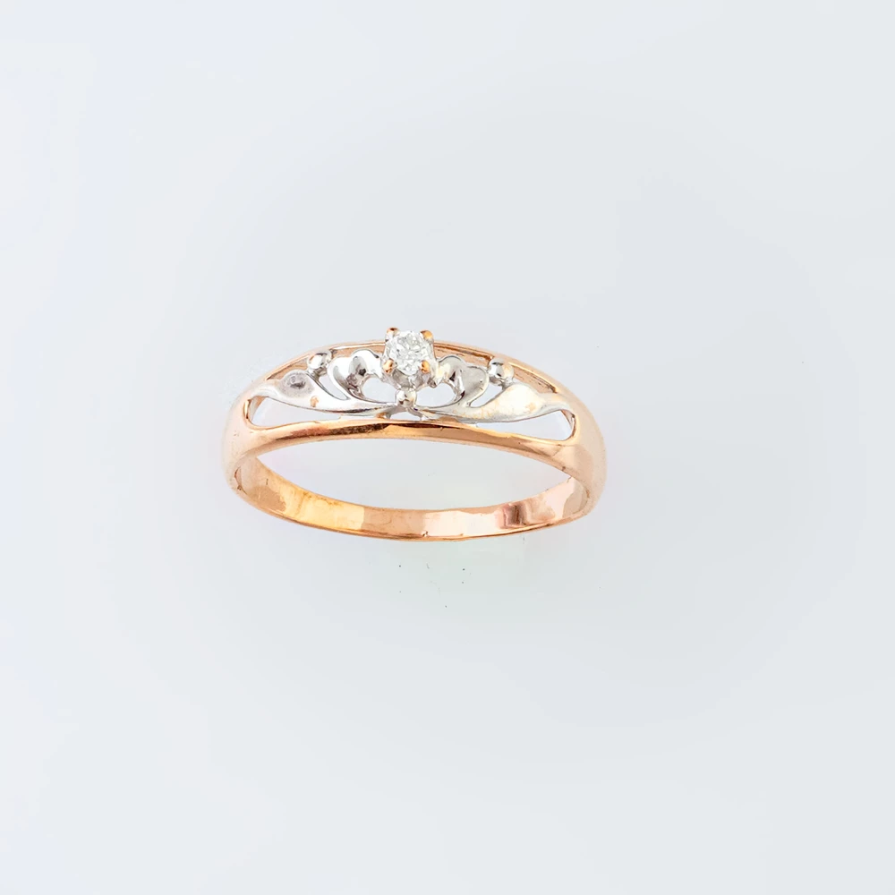 Кольцо с бриллиантом из красного золота 585 пробы Кольцо с бриллиантом из красного золота 585 пробы