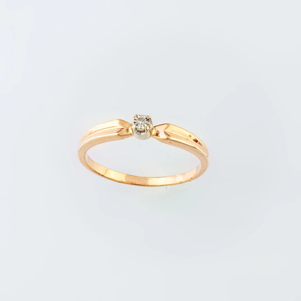 Кольцо с бриллиантом из красного золота 585 пробы Кольцо с бриллиантом из красного золота 585 пробы