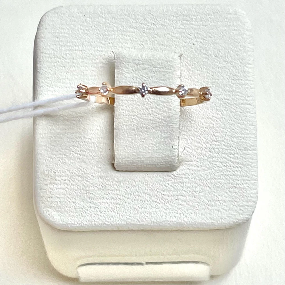 Кольцо с фианитом из красного золота 585 пробы