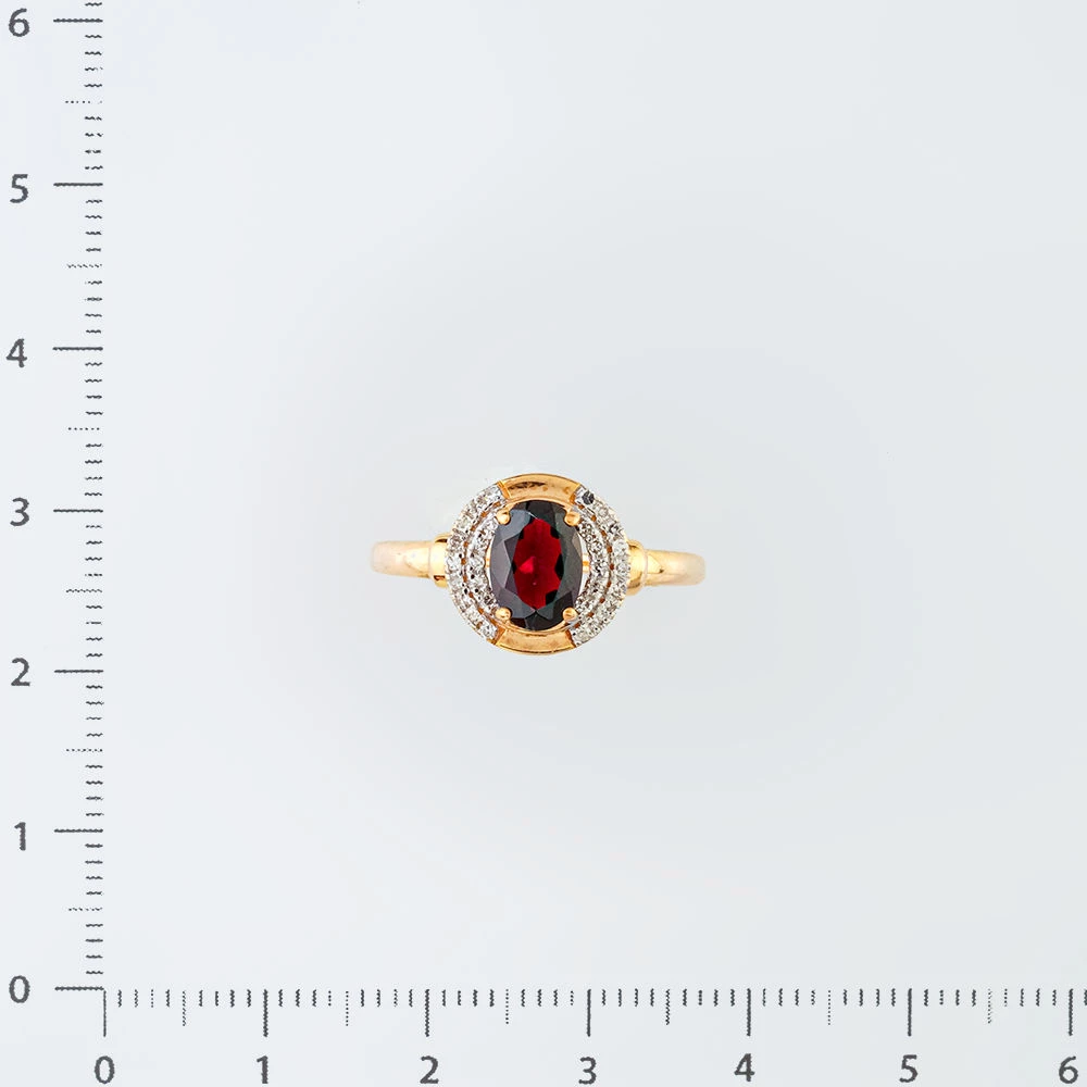 Кольцо с гранатом из красного золота 585 пробы Кольцо с гранатом из красного золота 585 пробы