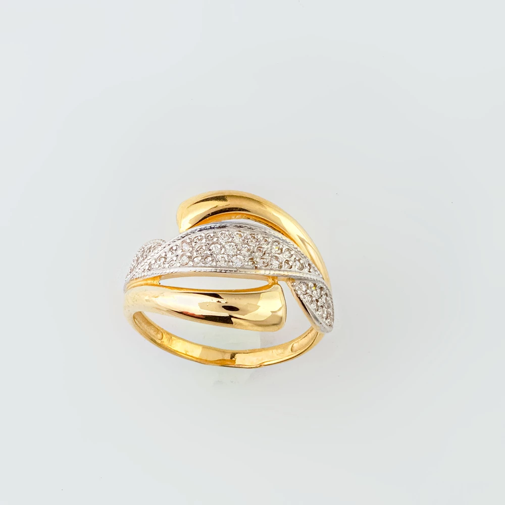 Кольцо с фианитом из желтого золота 585 пробы Кольцо с фианитом из желтого золота 585 пробы