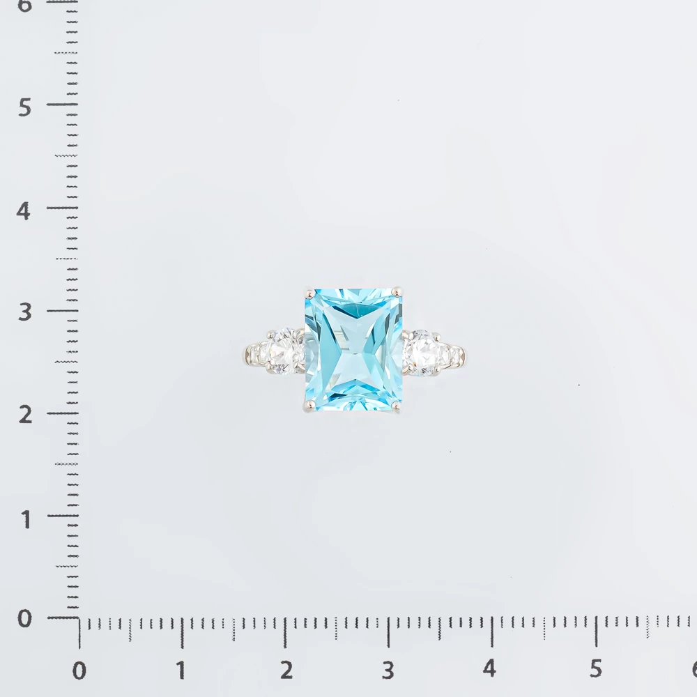 Кольцо с топазом из белого золота 585 пробы Кольцо с топазом из белого золота 585 пробы