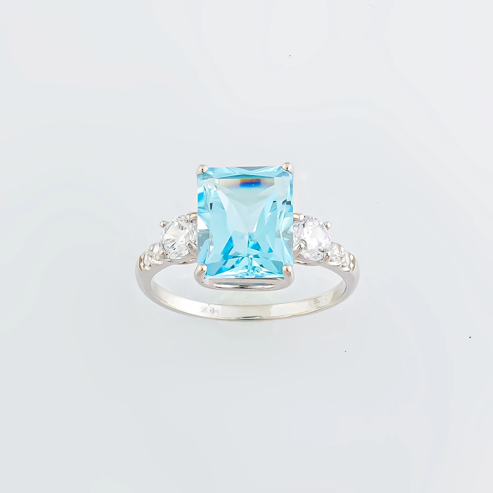 Кольцо с топазом из белого золота 585 пробы Кольцо с топазом из белого золота 585 пробы