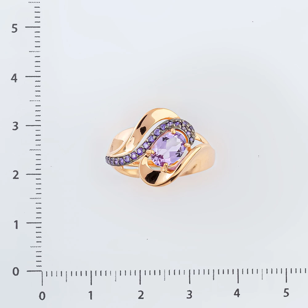Кольцо с аметистом из красного золота 585 пробы Кольцо с аметистом из красного золота 585 пробы