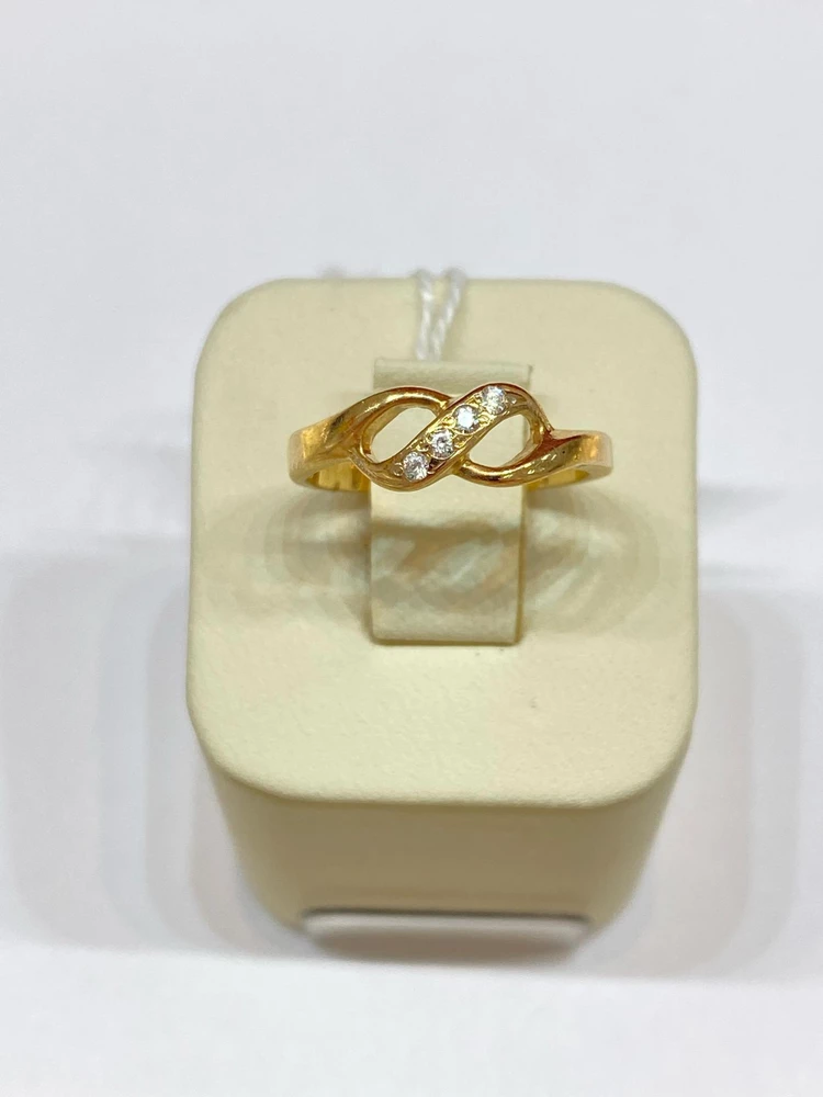 Кольцо с фианитом из красного золота 585 пробы