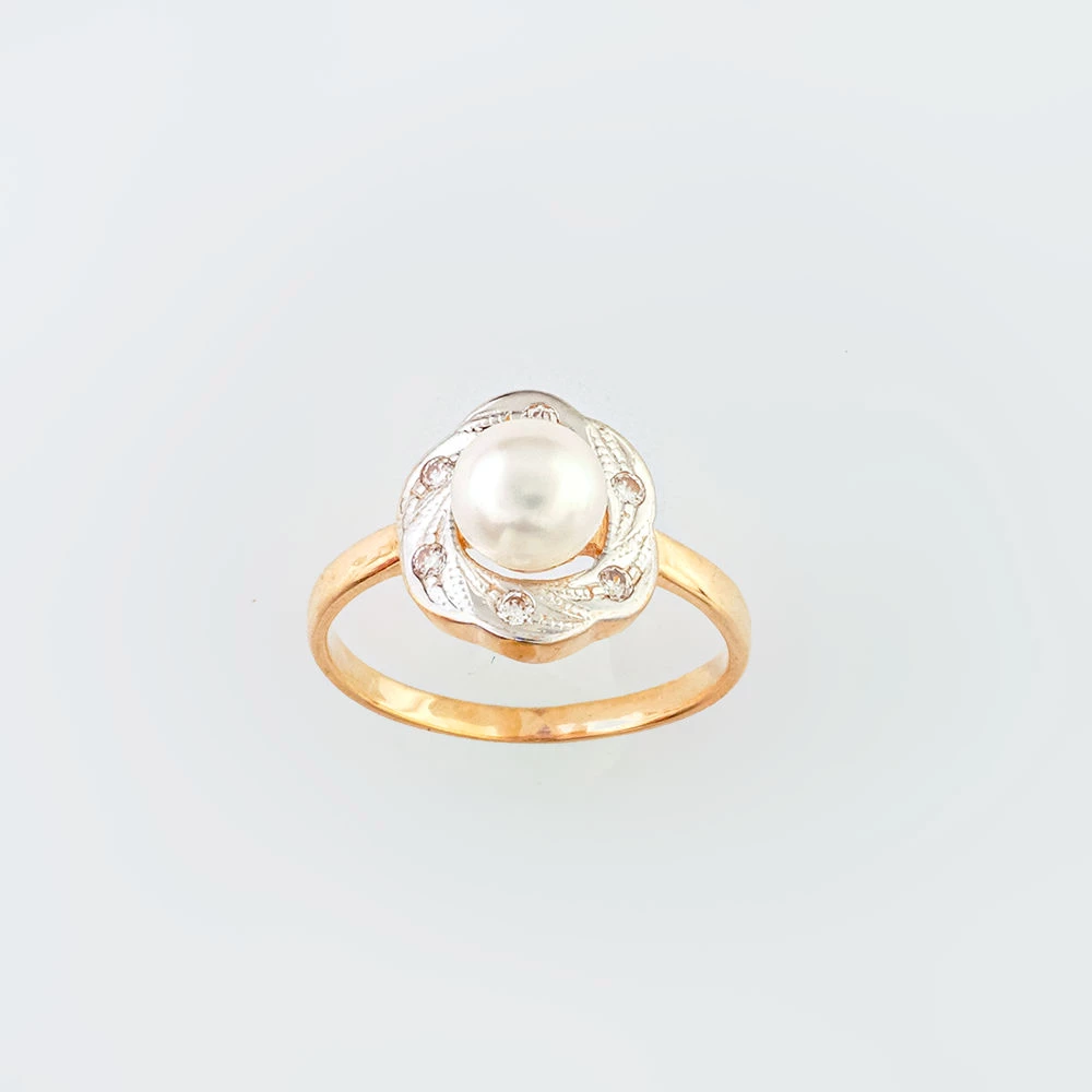 Кольцо с культивированным жемчугом из красного золота 585 пробы