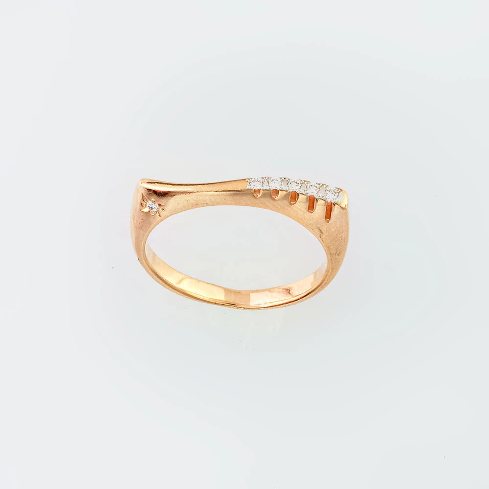 Кольцо с бриллиантом из красного золота 585 пробы