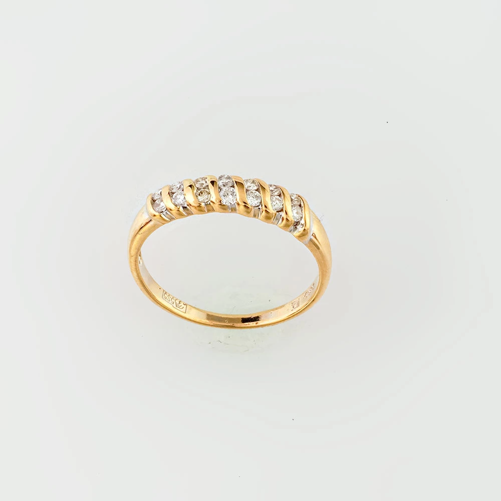 Кольцо с бриллиантом из желтого золота 585 пробы