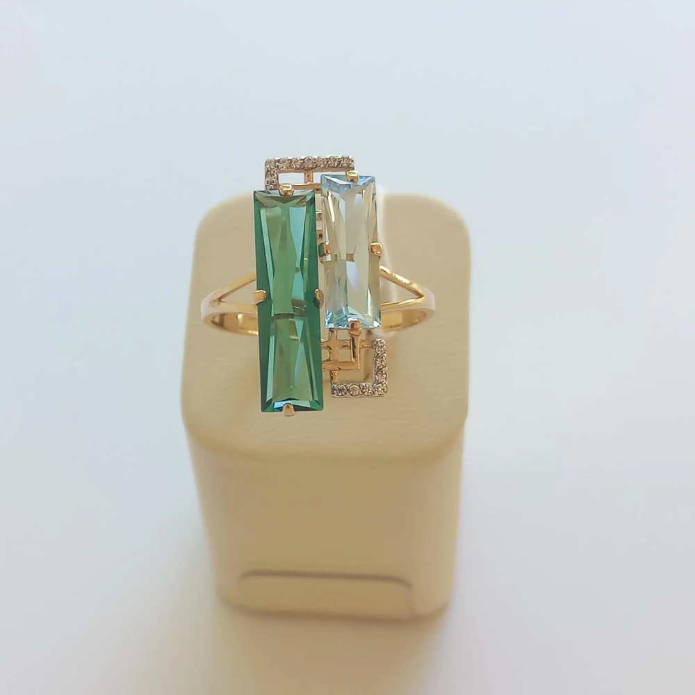 Кольцо с ситаллом из красного золота 585 пробы