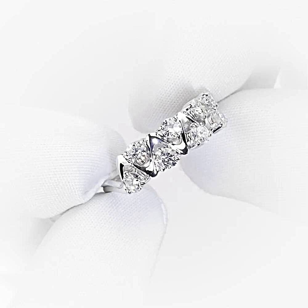 Кольцо с бриллиантом из белого золота 585 пробы