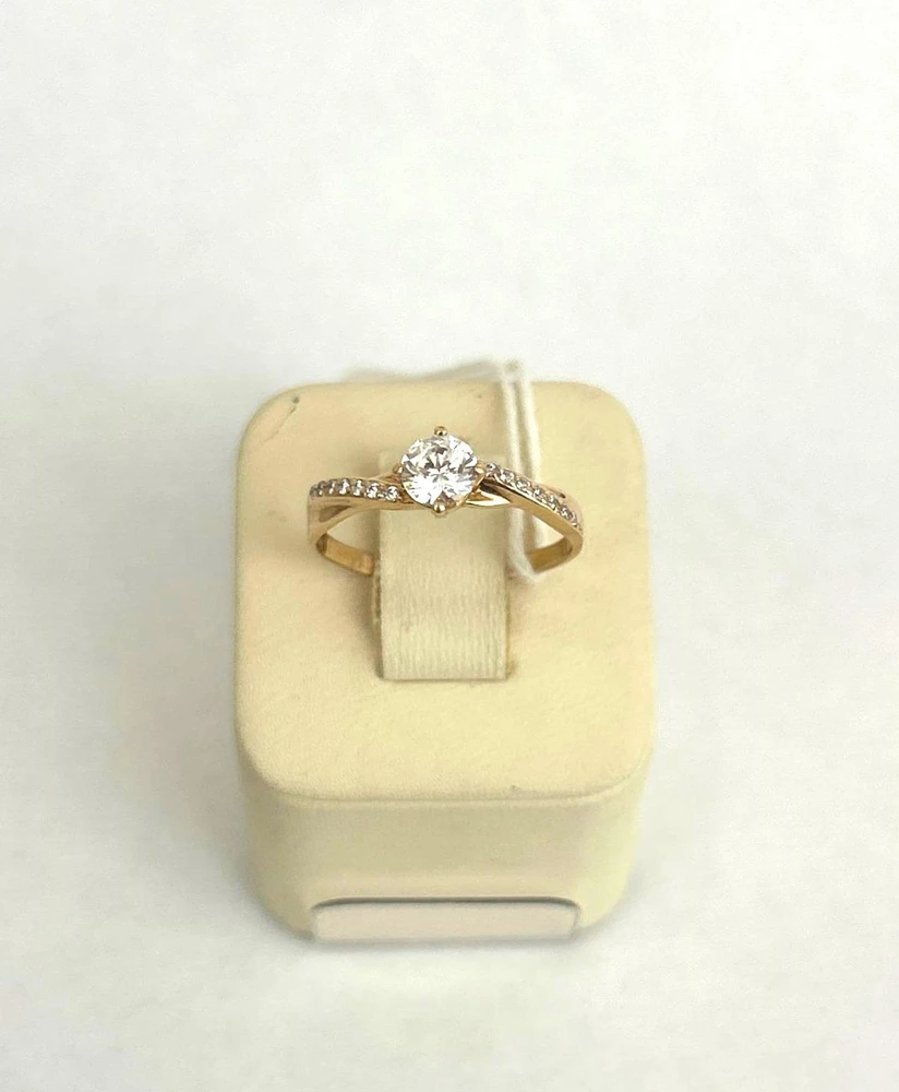 Кольцо с фианитом из красного золота 585 пробы