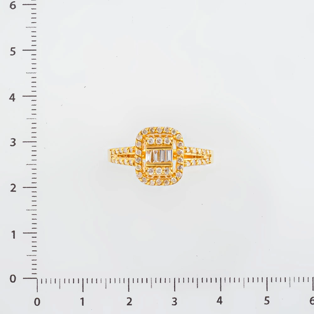 Кольцо с бриллиантом из желтого золота 750 пробы