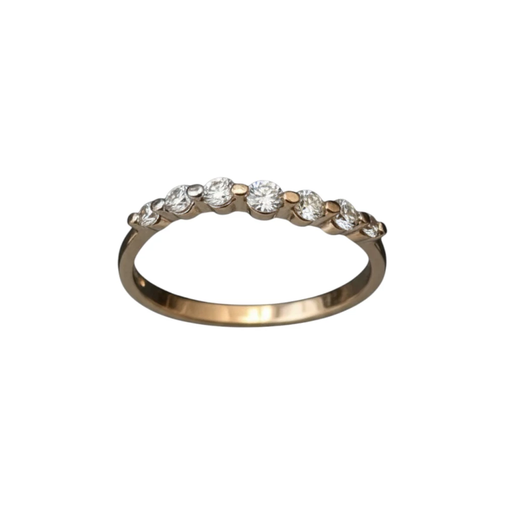 Кольцо с фианитом из красного золота 585 пробы Кольцо с фианитом из красного золота 585 пробы