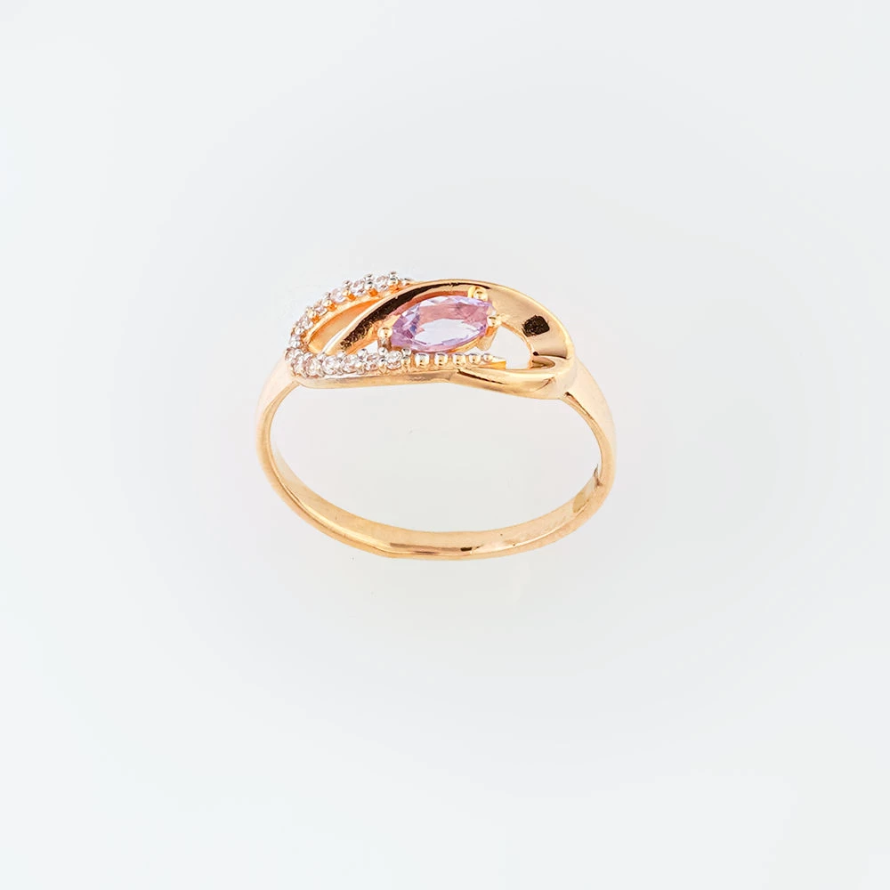 Кольцо с аметистом из красного золота 585 пробы Кольцо с аметистом из красного золота 585 пробы