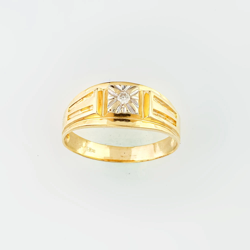 Кольцо с бриллиантом из желтого золота 500 пробы