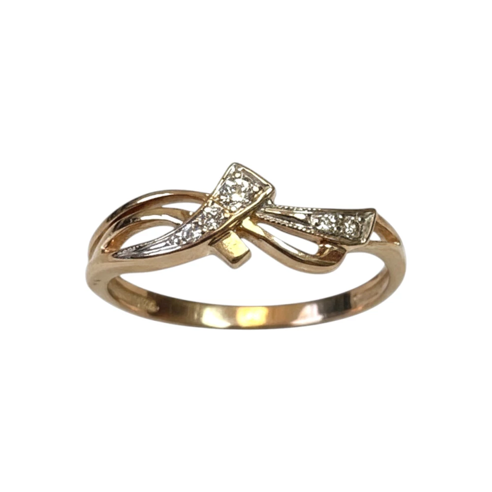 Кольцо с фианитом из красного золота 585 пробы Кольцо с фианитом из красного золота 585 пробы