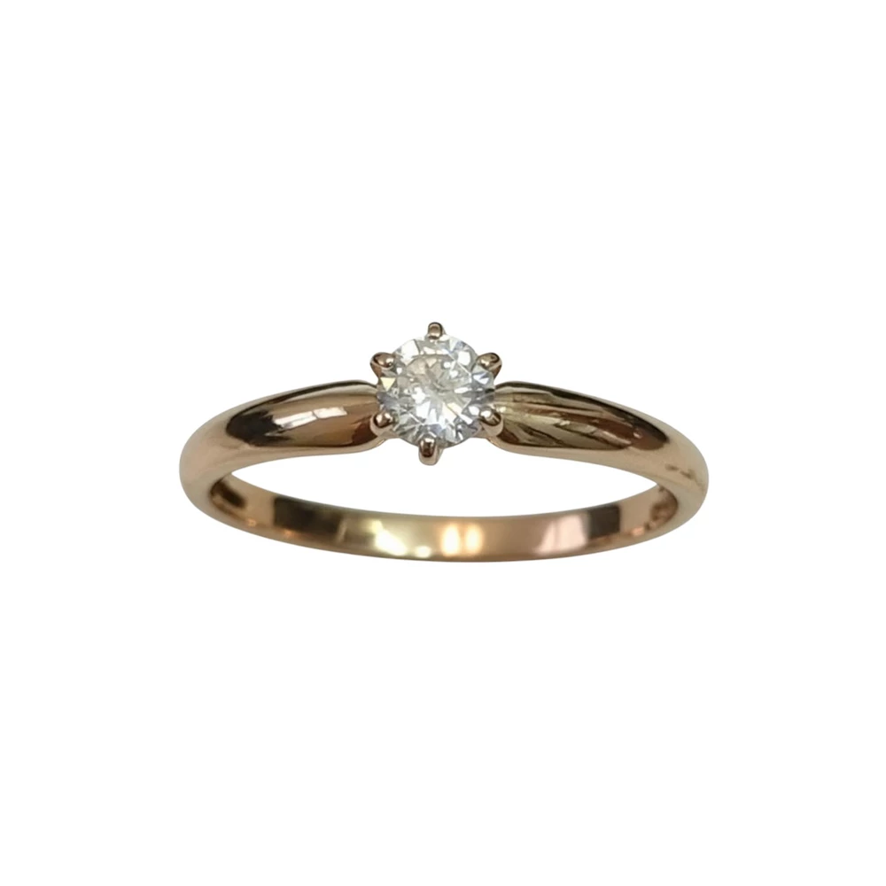 Кольцо с фианитом из красного золота 585 пробы