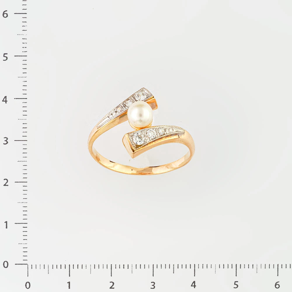 Кольцо с культивированным жемчугом из красного золота 585 пробы Кольцо с культивированным жемчугом из красного золота 585 пробы