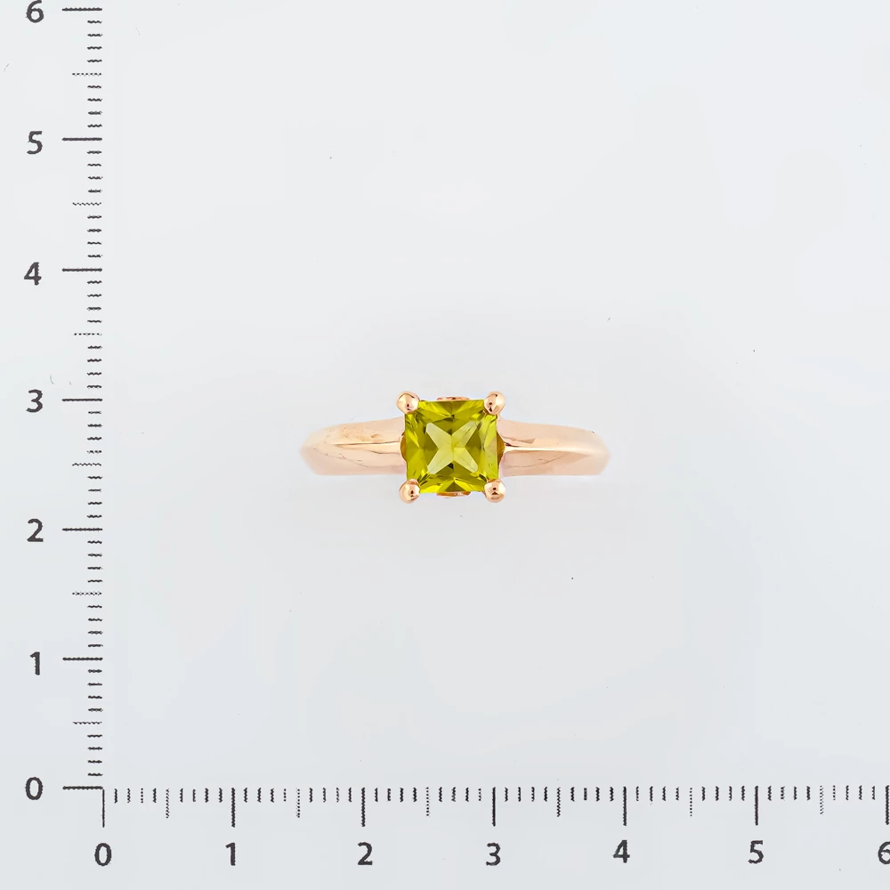 Кольцо с хризолитом из красного золота 585 пробы Кольцо с хризолитом из красного золота 585 пробы