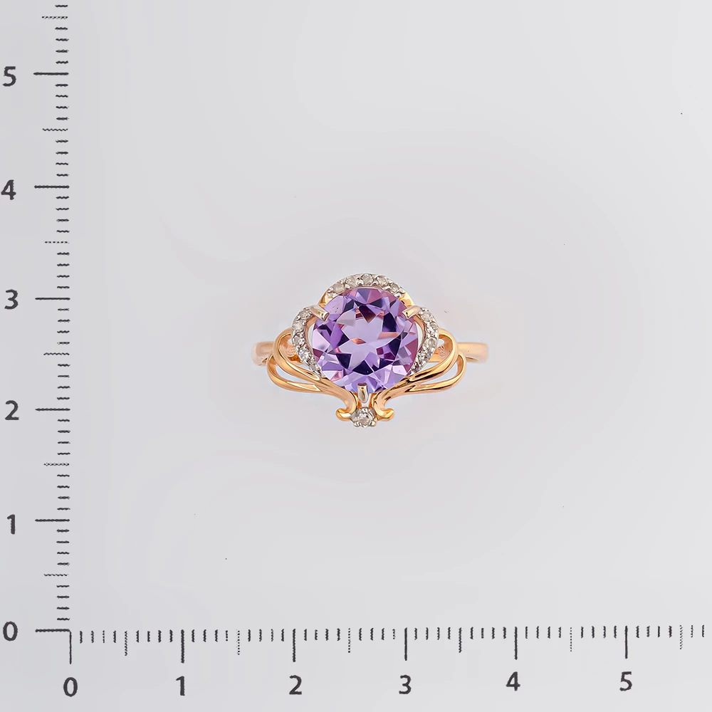 Кольцо с аметистом из красного золота 585 пробы Кольцо с аметистом из красного золота 585 пробы