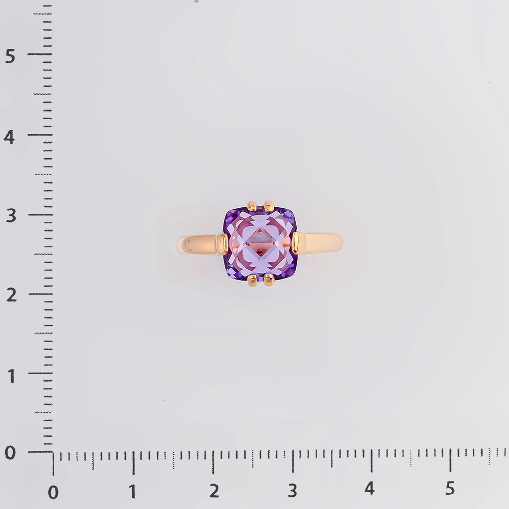 Кольцо с аметистом из красного золота 585 пробы Кольцо с аметистом из красного золота 585 пробы