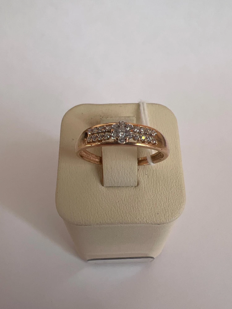 Кольцо с фианитом из красного золота 585 пробы Кольцо с фианитом из красного золота 585 пробы