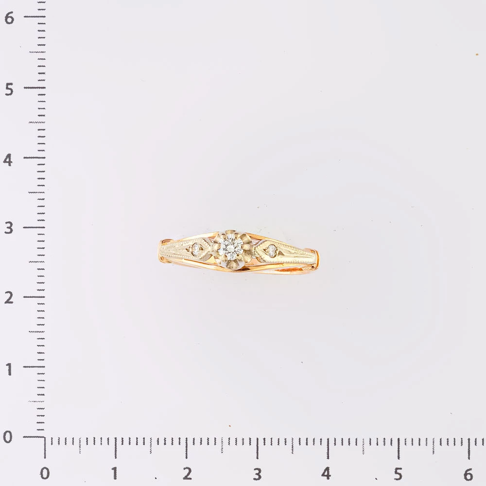 Кольцо с бриллиантом из красного золота 585 пробы