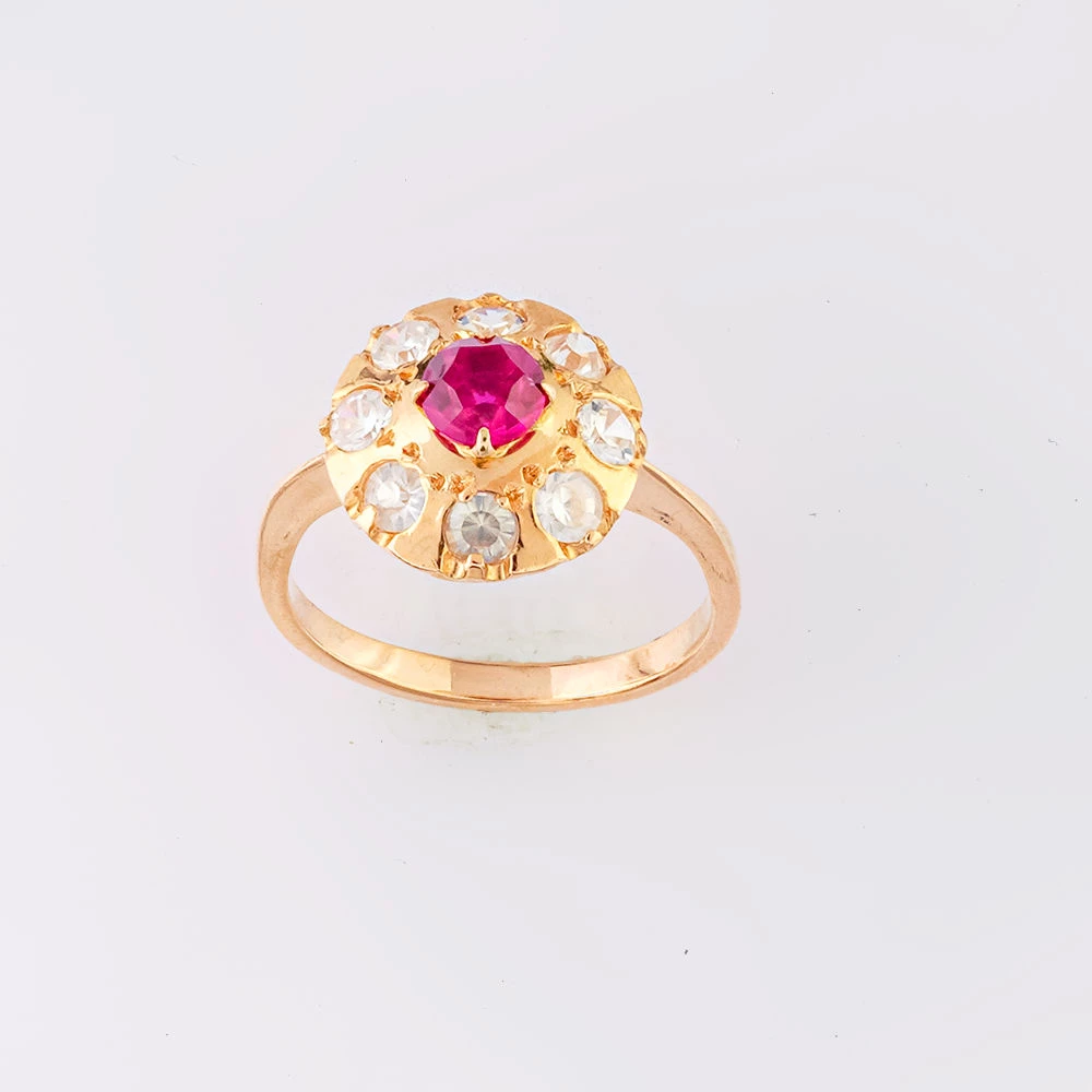 Кольцо с фианитом из красного золота 583 пробы Кольцо с фианитом из красного золота 583 пробы