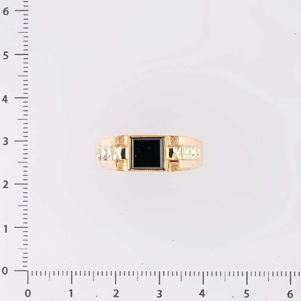 Кольцо с ониксом из красного золота 585 пробы