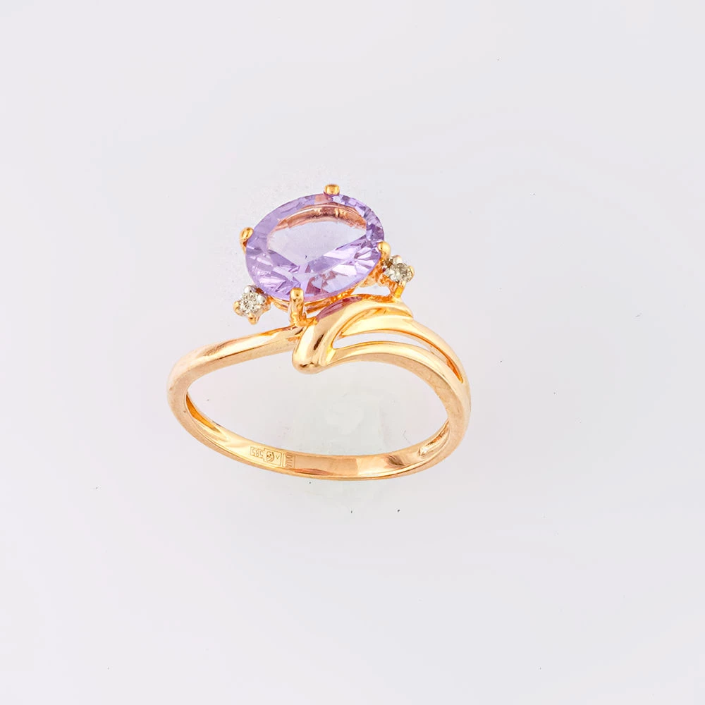 Кольцо с аметистом из красного золота 585 пробы Кольцо с аметистом из красного золота 585 пробы